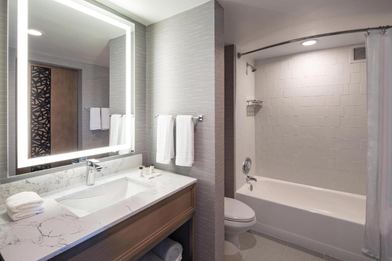 Sheraton Suites Columbus Worthington Bagian luar foto